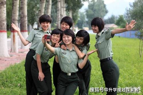 最容易考上的军校女生,最容易考上的军校女生之路解析