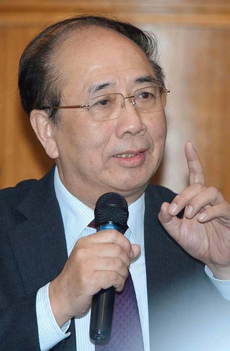 美国与中国，全球两大强国的互动与未来展望，全球两大强国，美国与中国的互动及未来展望