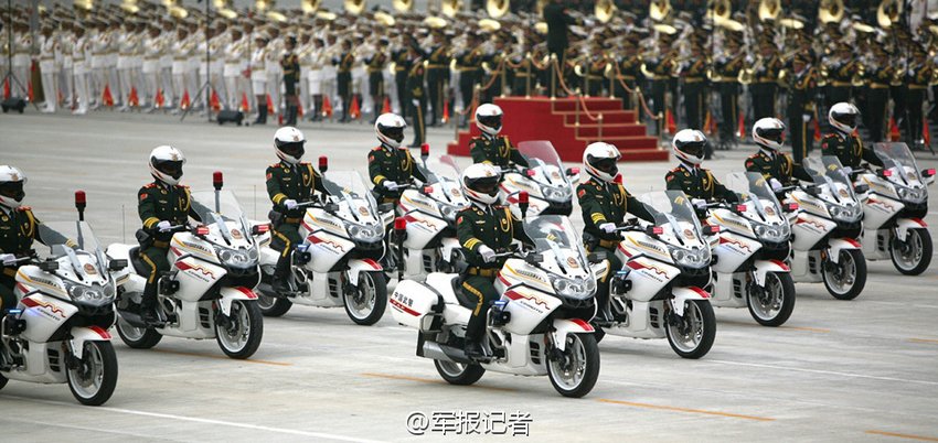 胜利日大阅兵摩托车方阵，荣耀与力量的展现，胜利日大阅兵摩托车方阵，荣耀与力量的璀璨展示