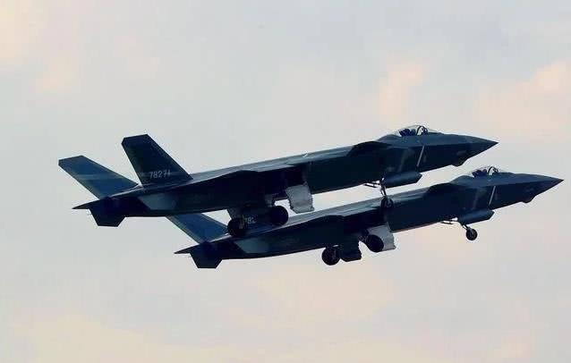 中国战斗机发动机与美国之间的差距,挑战与机遇并存,中国战斗机发动机与美国之差距,挑战与机遇并存