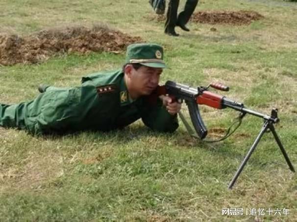 丁晓兵获得的荣誉,荣耀的印记与不懈的奋斗,丁晓兵,荣誉印记与不懈奋斗的典范