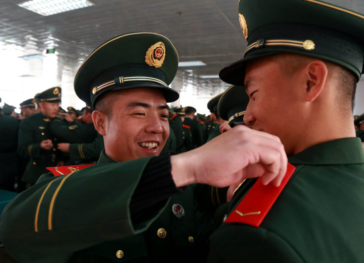 老兵打新兵事件原因探究，老兵打新兵事件原因深度探究