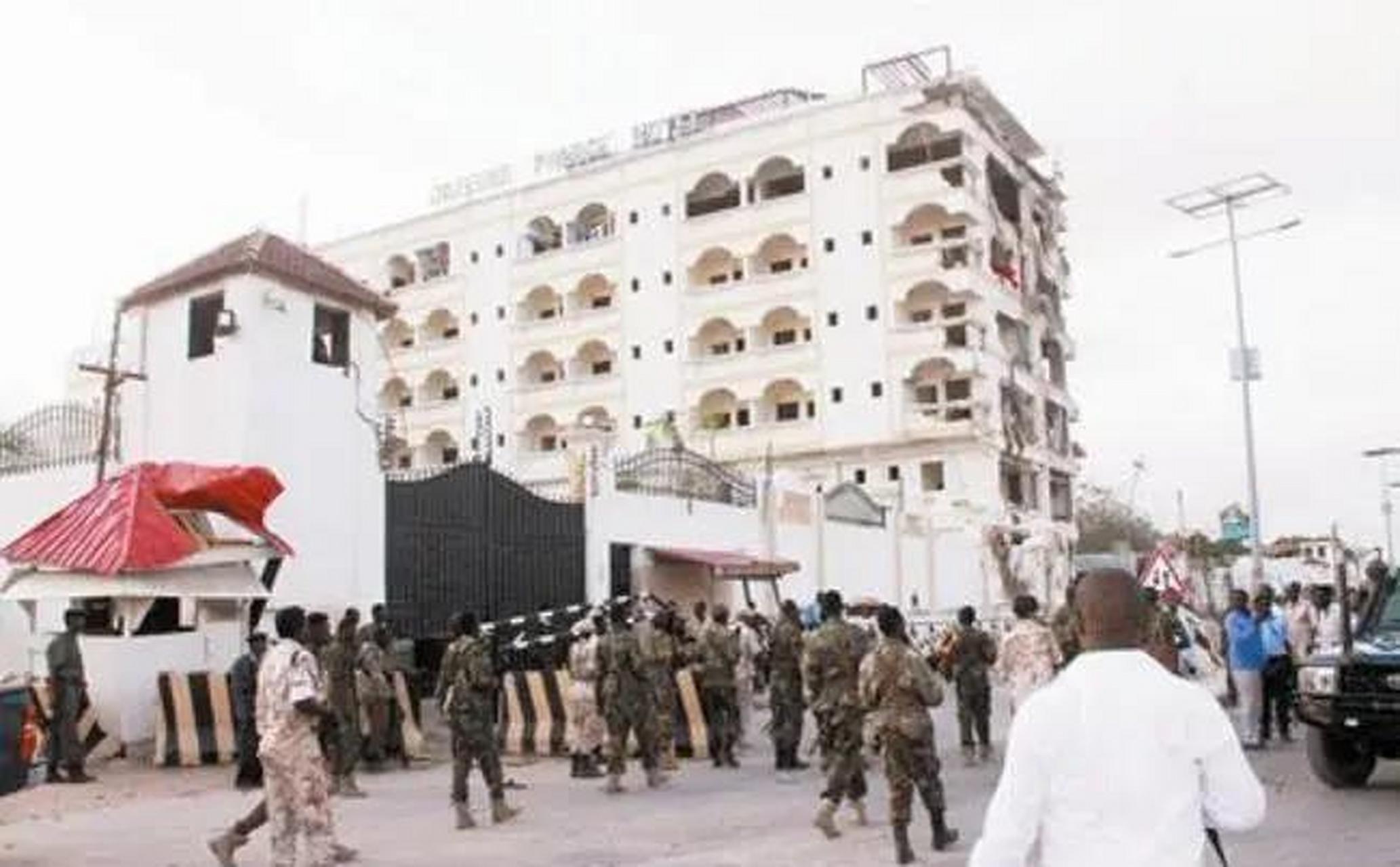 索马里内战与中国的角色,从内战到使馆建设的历程(1990年),索马里内战背景下中国的角色演变,从冲突到使馆建设的历程(1990年)