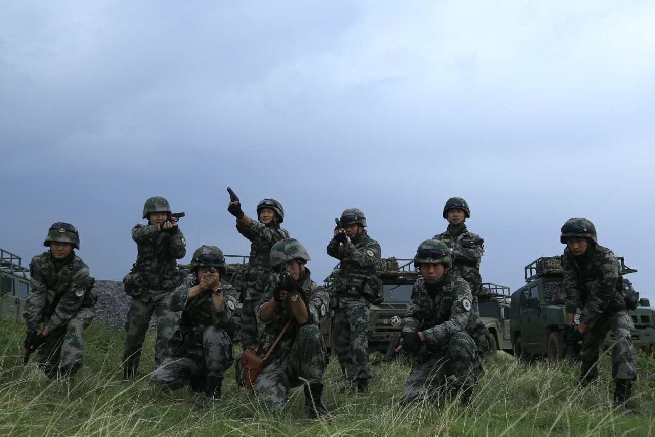 朱日和阅兵中的武器展示，中国军事力量的崭新面貌，朱日和阅兵武器展示，中国军事力量崭新面貌亮相