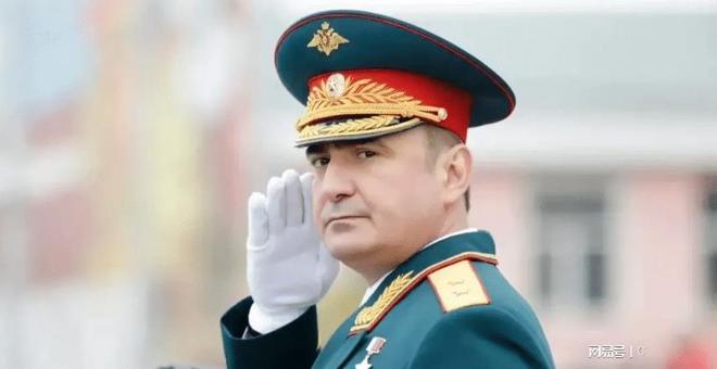 新任总参谋长的军衔是多少,深度解读中国人民解放军总参谋长的军衔制度,中国人民解放军总参谋长的军衔制度与新任总参谋长的军衔解读