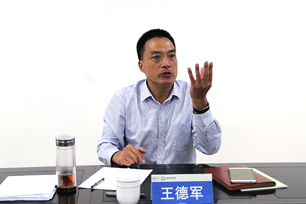 福特号航空母舰,圣君王的象征与海军力量的展现,对德军的启示,福特号航空母舰,海军力量的象征与对德军的启示——圣君王的象征与启示