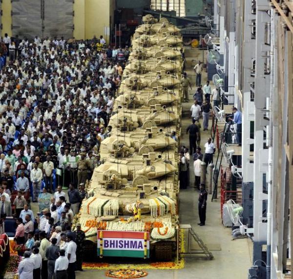 揭秘96B坦克新消息,升级改进与未来展望,揭秘96B坦克最新动态,升级改进与未来展望